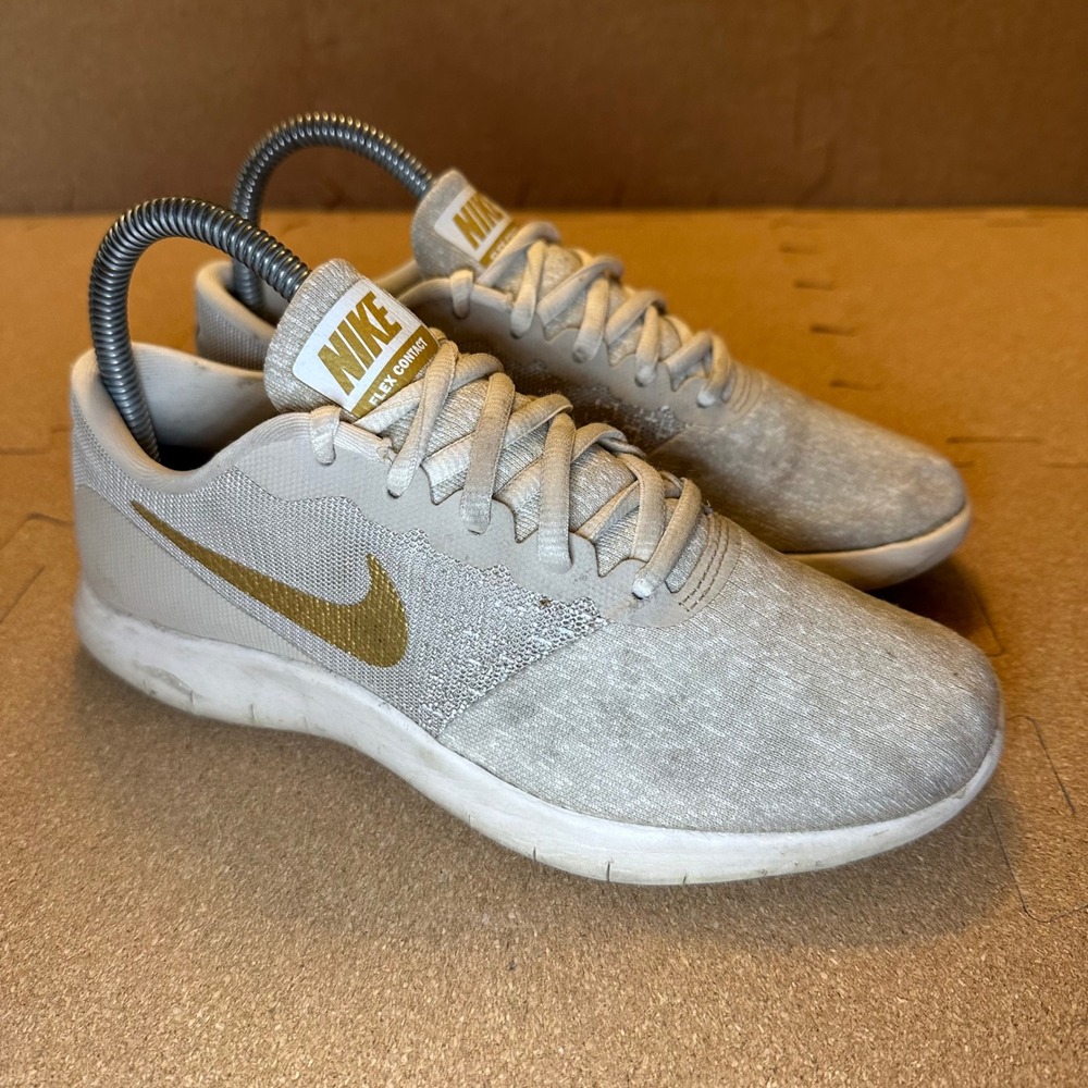 Nike Flex Contact Womens Size 6 Running Shoe Light Bone Metallic Gold AV8369-200